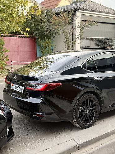 byd 06 ev: Toyota Camry: 2024 г., 2 л, Вариатор, Гибрид, Седан — 5