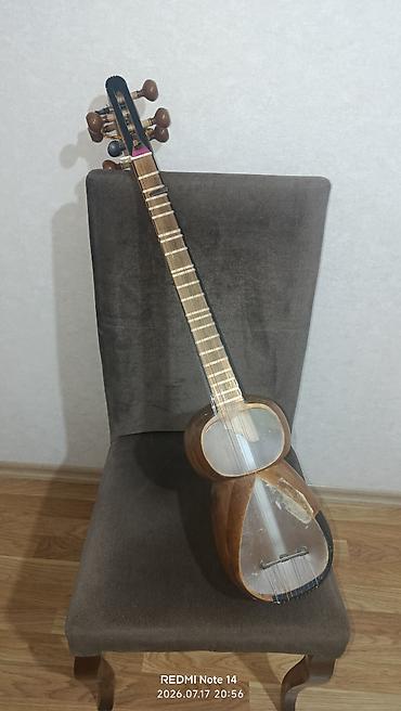 Tarın səsi aydın və gözəldir Çanağı oyma tut ağacıdır qolu qoz lalafo.az -da Tarın səsi aydın və gözəldir Çanağı oyma tut ağacıdır qolu qoz