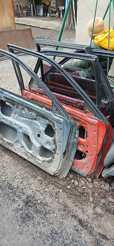 Двери и комплектующие: Дверь Комплект Mazda, Оригинал — 10