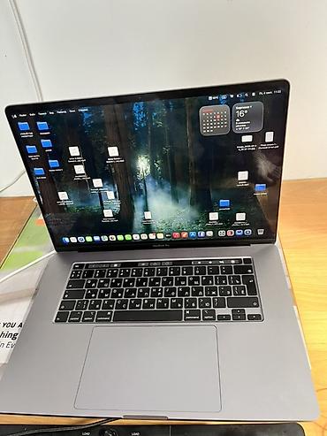 appl: MacBook Pro 16" - Дисплей 16", тонкие рамки, встроенная камера — 1