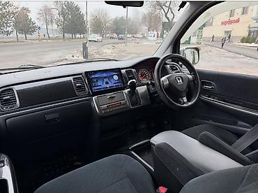 Honda: Honda Stepwgn: 2003 г., 2 л, Автомат, Газ, Минивэн — 9