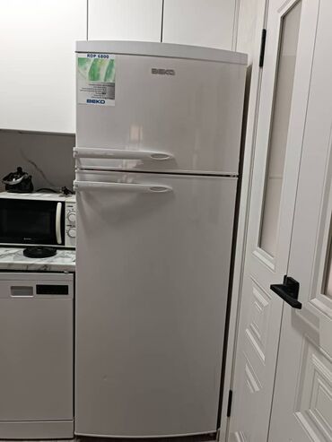 Холодильники: Холодильник Beko, Б/у, Двухкамерный, No frost, 70 * 182 * 60