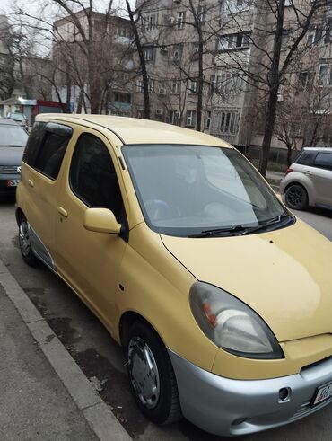 Toyota: Toyota Funcargo: 2000 г., 1.5 л, Автомат, Газ, Хэтчбэк