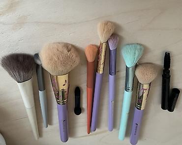 makyaj çantası: Qarışıq fırçalar 🔜 tonal krem konsilır rumyana ten highlighter qaş — 8
