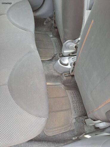 Toyota: Toyota Aygo: 1 l. | 2009 έ. Χάτσμπακ — 9