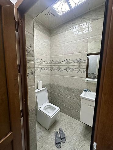 Uzunmüddətli kirayə mənzillər: İcarəyə verilir 3 otaqlı yeni tikili 137 m², İnşaatçılar m. Qələbə — 9