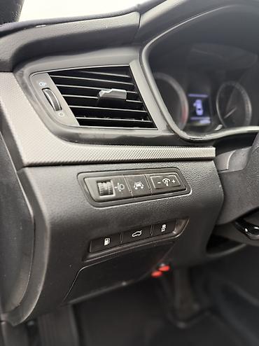 Hyundai: Hyundai Sonata: 2020 г., 2 л, Автомат, Газ, Седан — 7