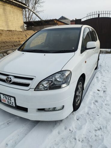 Toyota: Toyota Ipsum: 2002 г., 2.4 л, Автомат, Бензин, Минивэн