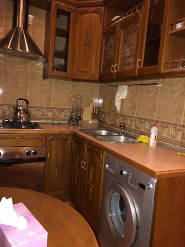 Köhnə tikili: Bakı, 3 otaqlı, Köhnə tikili, m. Elmlər Akademiyası, 110 kv. m -da lalafo.az — 13 Köhnə tikili: Bakı, 3 otaqlı, Köhnə tikili, m. Elmlər Akademiyası, 110 kv. m — 13