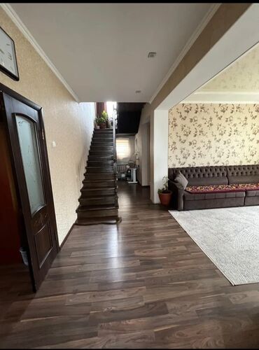 продается дом в канте: Дом, 195 м², 8 комнат, Агентство недвижимости, Евроремонт