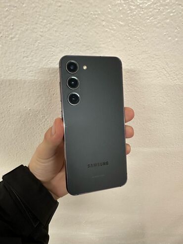 Samsung: Samsung Galaxy S23, Б/у, 128 ГБ, цвет - Серый, 1 SIM, eSIM