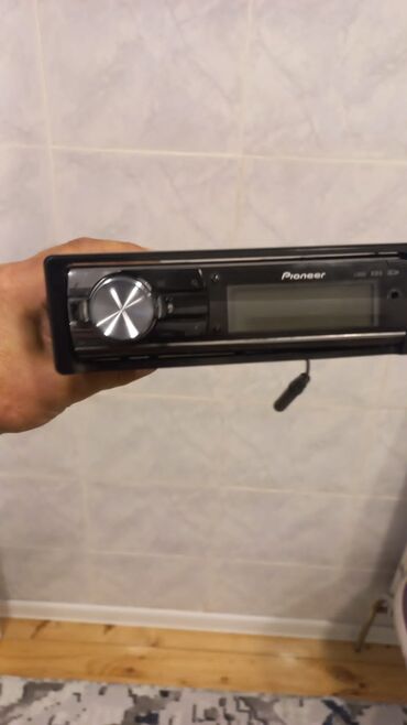 masin ucun maqnitofon: Pioneer 7450 ideal vezyetde her funksiyasi islek usb aux disk✅