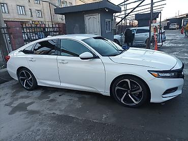 Honda: Honda Accord: 2018 г., 1.5 л, Вариатор, Бензин — 2