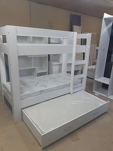 bunk bed: Двухъярусная кровать с доп местом БЕЗ МАТРАСОВ!!!! продаю новую — 2