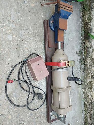 Alati i mašine: Industrijski električni aktuator sa navojnim stegom (štromp) - Snažan — 1