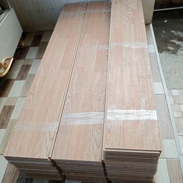 tap az islenmis laminatlar: Laminat, Sinif - 33, 10 mm