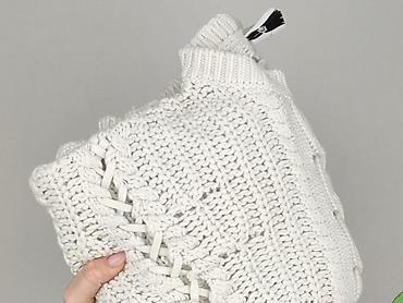 naszywka: Sweter damski, rozmiar M — 6