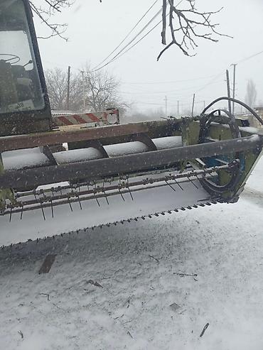 Kombaynlar: Taxıl biçini üçün kombayn başlığı və kabinəsi Məhsul təsviri: - Taxıl — 7