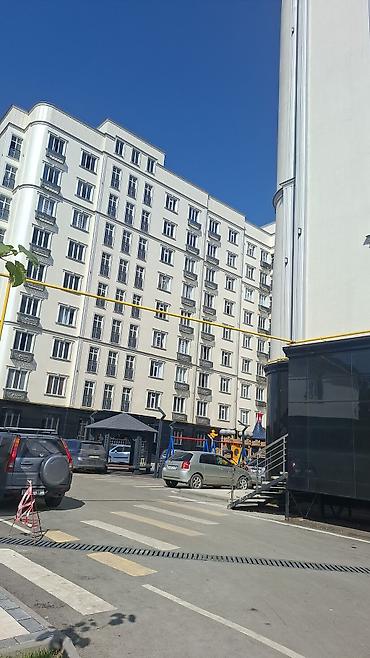 Продажа квартир: Одно комнатная квартира сатылат 51кв метр нуркелди супара 1100доллар — 1