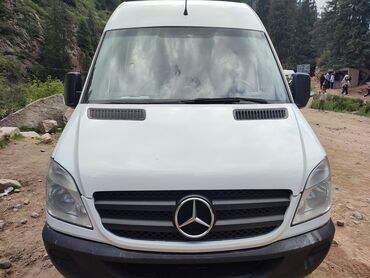 спринтер средний низкий: Mercedes-Benz Sprinter: 2011 г., 2.2 л, Механика, Дизель, Бус