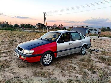 a4 b7: Volkswagen Passat: 1994 г., Седан — 4