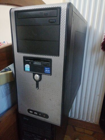 kalonka ucuz: Prosser: intel pentium D 2.8Ghz Ram: 4.5Gb DDr2 Hdd: Samsung 250Gb