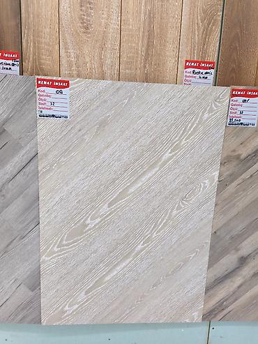 Laminat döşəmə paneli - Sinif: 32 - Qalınlıq: 10 mm (etiketdə qeyd) -
