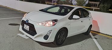 Toyota: Toyota Corolla: 1.5 l | 2018 il Sedan — 6