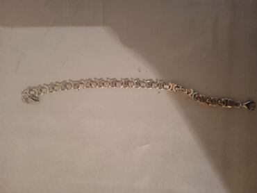 Kişi ayaqqabıları: Bilərzik