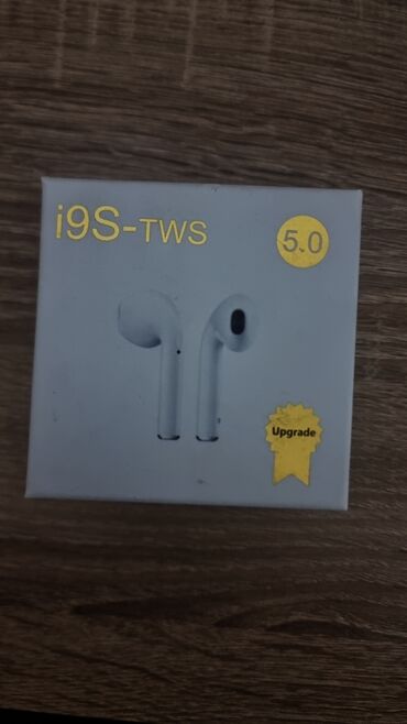 Headphones: BEŽIČNE Slušalice i9S TWS 5.0 Nisu korišćene ni 2 minuta, potpuno