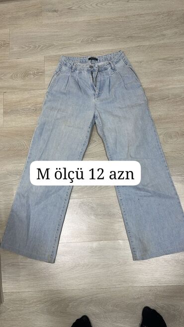 Jiletlər: Məhsullar: - Qara jilket/ceket: zipli ön hissə, yanlarda qapaqlı və — 8