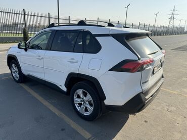 Toyota: Toyota RAV4: 2019 г., 2.4 л, Автомат, Гибрид, Внедорожник — 4