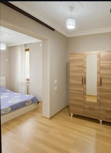 9 mkr kohne binalar: 3 otaqlı, 121 kv. m