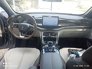 android avto: BYD Qin: 2023 г., 1.5 л, Автомат, Гибрид, Седан — 9