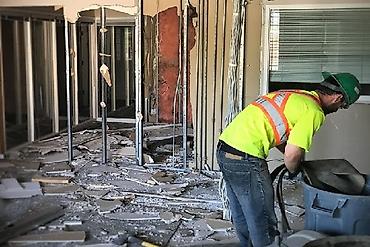 Digər tikinti xidmətləri: EV • OFİS • OBYEKT SÖKÜNTÜSÜ ⚒️ Sürətli və peşəkar söküntü xidməti Ev — 7