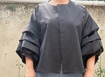 bluzka: Qadınlar üçün qara oversize bluz/kardiqan - Rəng: qara - Model: düz — 2