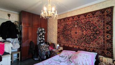 3х комнатная квартира в джале: 3 бөлмө, 58 кв. м, 104-серия, 3 кабат, Эски ремонт