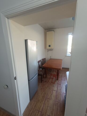 Долгосрочная аренда квартир: 3 комнаты — 12