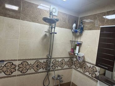 Köhnə tikili: Bakı, 3 otaqlı, Köhnə tikili, m. Xalqlar Dostluğu, 70 kv. m — 10