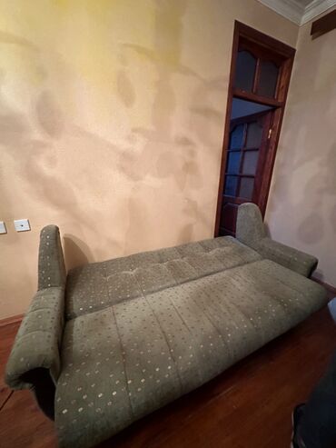 мягкие кресла в баку: 1 divan, 2 kreslo. Yaxşı veziyyətdədir. Ünvan: Babək prospekti lalafo.az -da мягкие кресла в баку: 1 divan, 2 kreslo. Yaxşı veziyyətdədir. Ünvan: Babək prospekti