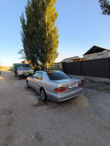 Mercedes-Benz: Mercedes-Benz E-Class: 2000 г., 3.2 л, Механика, Бензин, Седан — 6