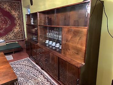 Дубал шкафтар: Стенка/сервант в стиле mid-century (ориентировочно 60–70‑е годы). Два — 1