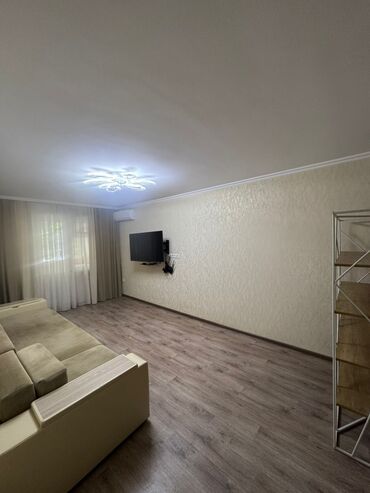 жк малина купить квартиру: 2 комнаты, 44 м², 104 серия, 1 этаж, Косметический ремонт
