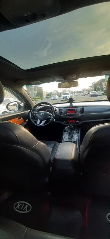 Kia: Kia Sportage: 2 l | 2011 il Ofrouder/SUV — 7