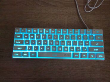 Klaviaturalar: Ideal bir mehsulla qarşınızdayam.Istifade olunmayibdi. Uzerinde mause -da lalafo.az — 5 Klaviaturalar: Ideal bir mehsulla qarşınızdayam.Istifade olunmayibdi. Uzerinde mause — 5