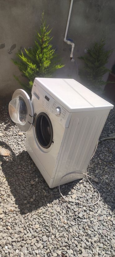turbo kredit masinlar: Paltaryuyan maşın LG, 5 kq, İşlənmiş, Yarımavtomat, Qurutma var, Kredit yoxdur, Ünvandan götürmə