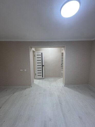 однокомнатная квартира восток 5: 2 комнаты, 45 м², Хрущевка, 1 этаж