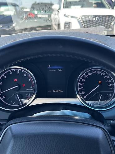 crv 2: Toyota Camry: 2018 г., 2.5 л, Автомат, Бензин, Седан — 10