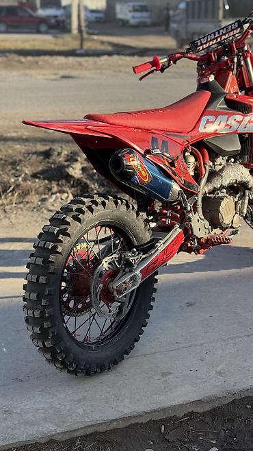 Мотоциклы: Эндуро 250 куб. см, Бензин, Взрослый, Б/у — 10