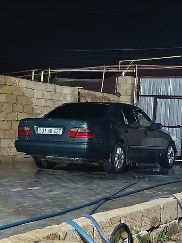 mercedes cl220: Mercedes-Benz E 220: 2.2 l | 1999 il Sedan — 3